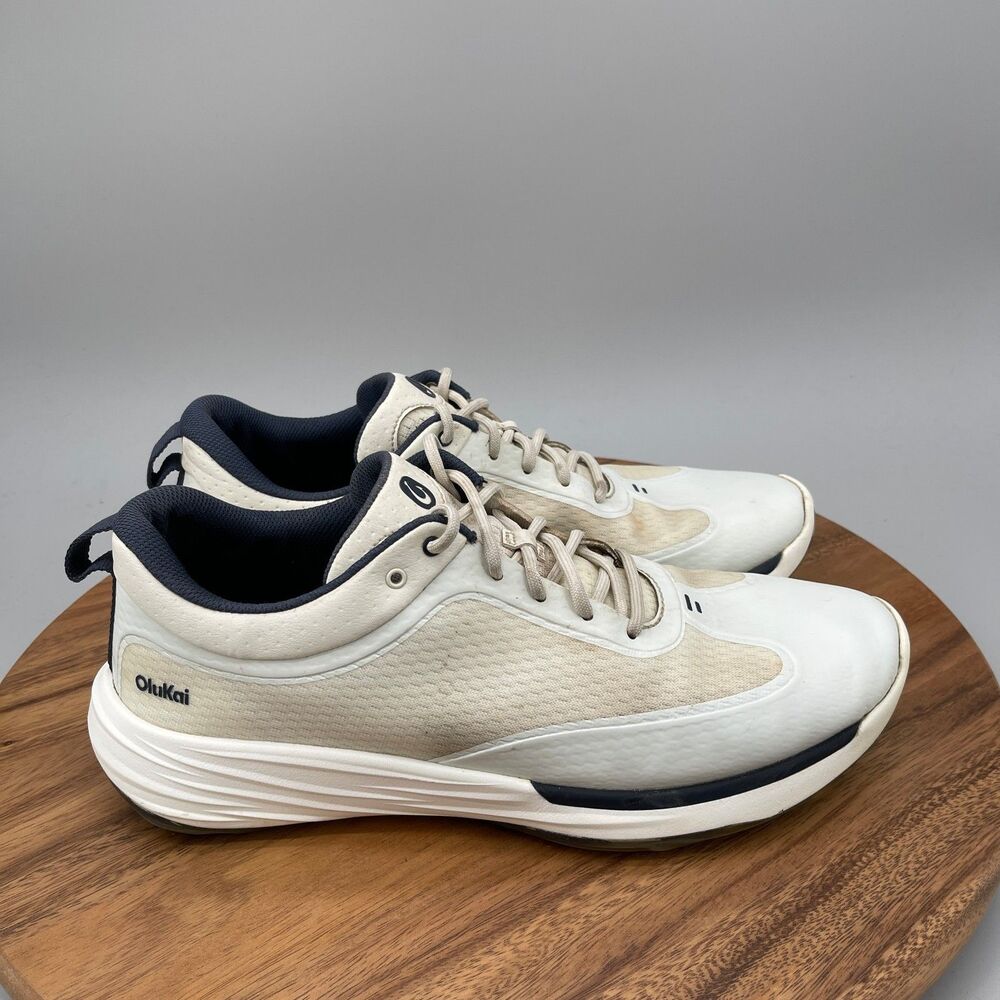 Men's Olukai Makena WP Spikeless Golf Shoes Size 12 White Sand 10544-WSWS